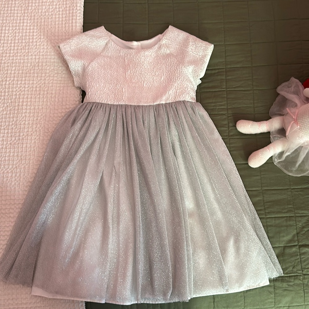 Pipa & Julie size 6
